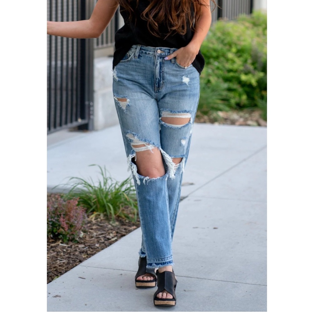 Kancan Ultra High Rise Straight Leg Distressed Blue Women's Jeans 27